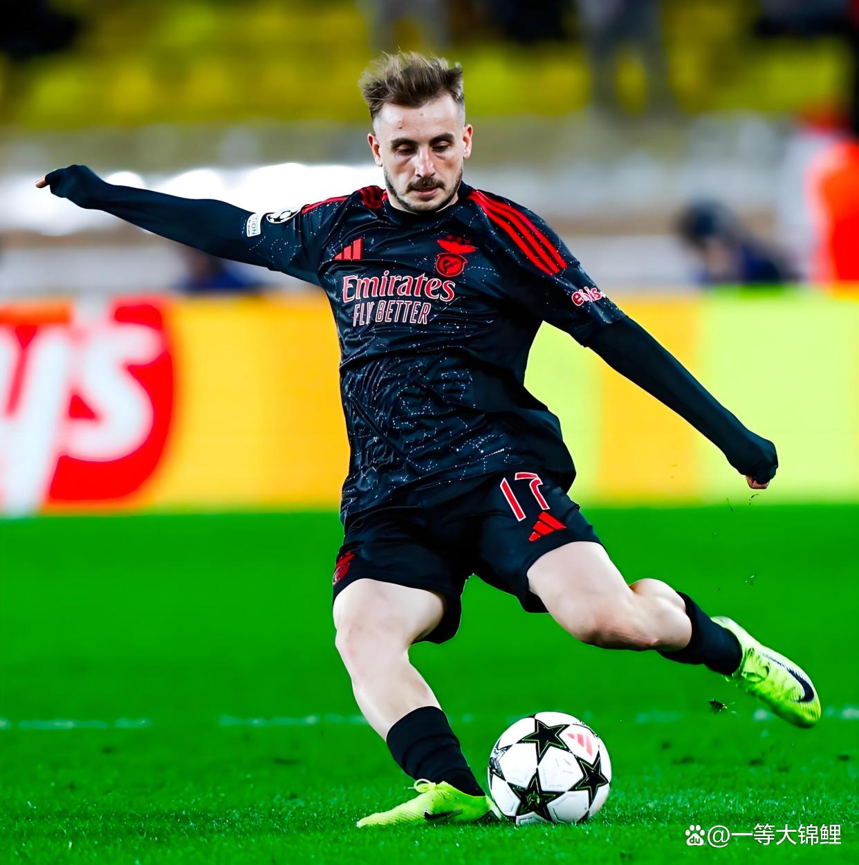 开云-国际比赛日费耶诺德调整名单以备中超，回应争议环节打磨，质疑声仍在，球队文化再被提及的简单介绍