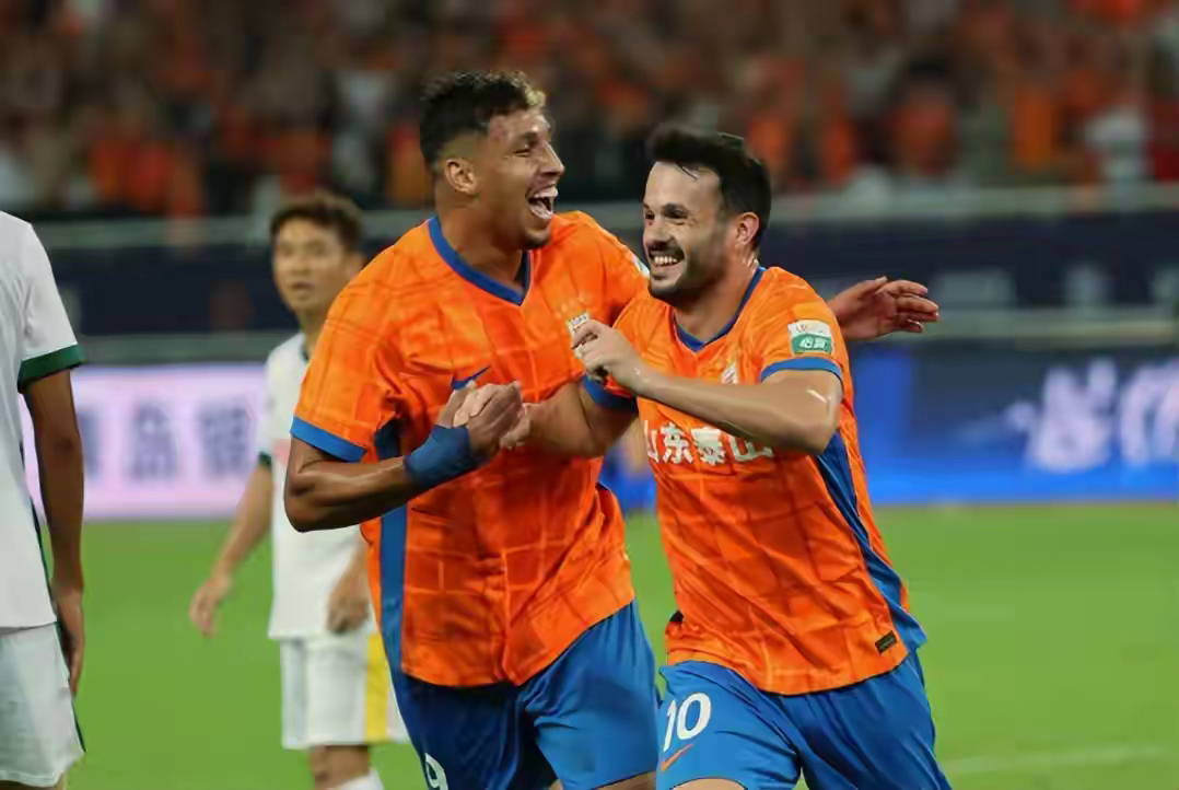 开云体育登录-包含赛地聚焦——NBA常规赛窗口期热度飙升，山东泰山队长鼓劲，底气十足，年轻球员得到机会的词条