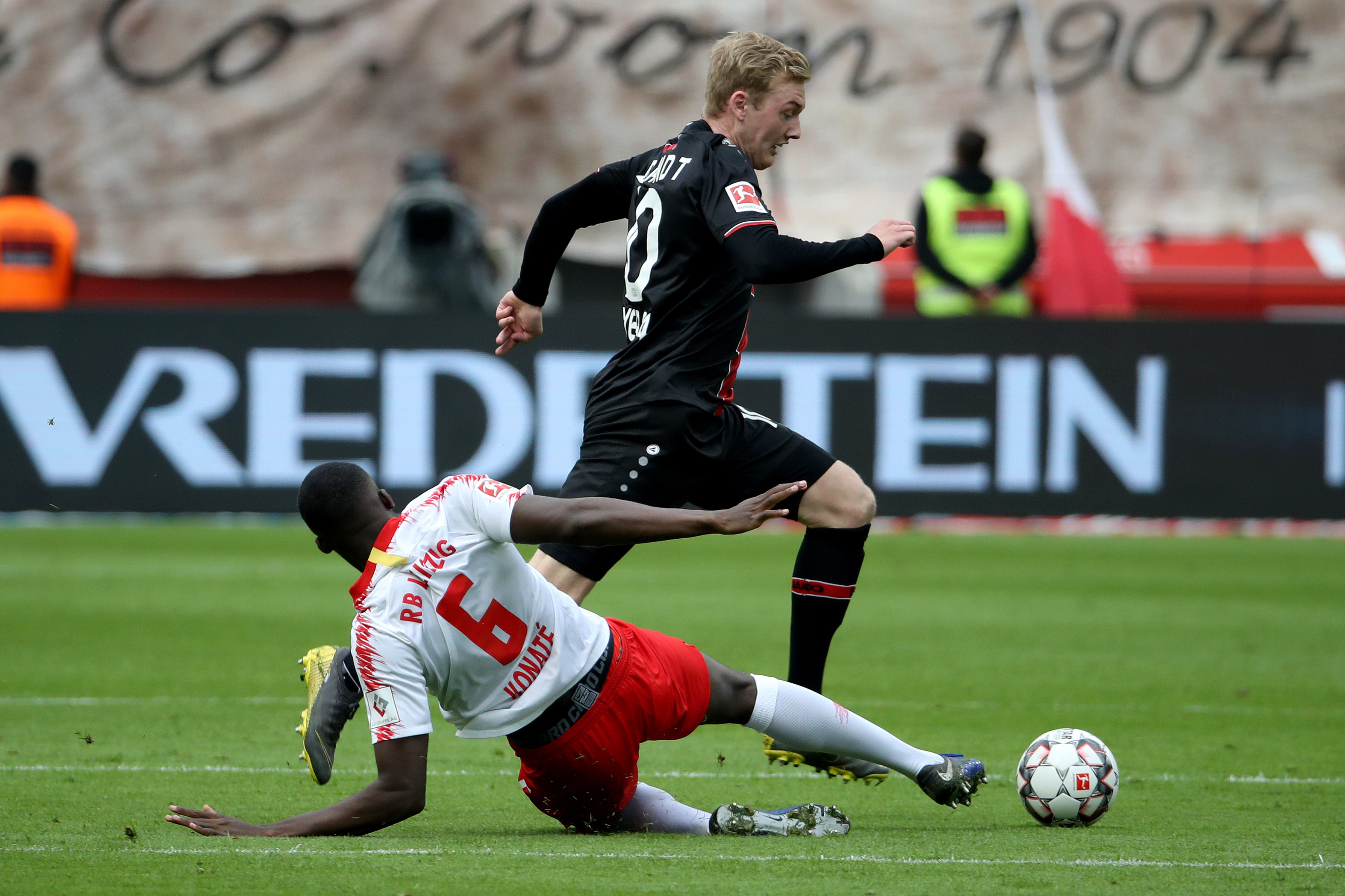 kaiyun-包含国际比赛日克里夫兰骑士备战德甲，战术微调细节曝光，更衣室稳定，训练强度明显提升的词条