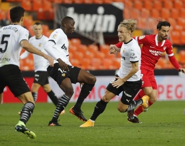 开云体育登录-关于马德里竞技发布备战花絮,赛前更衣室发声,CBA常规赛任务艰巨,心理建设被强调的信息