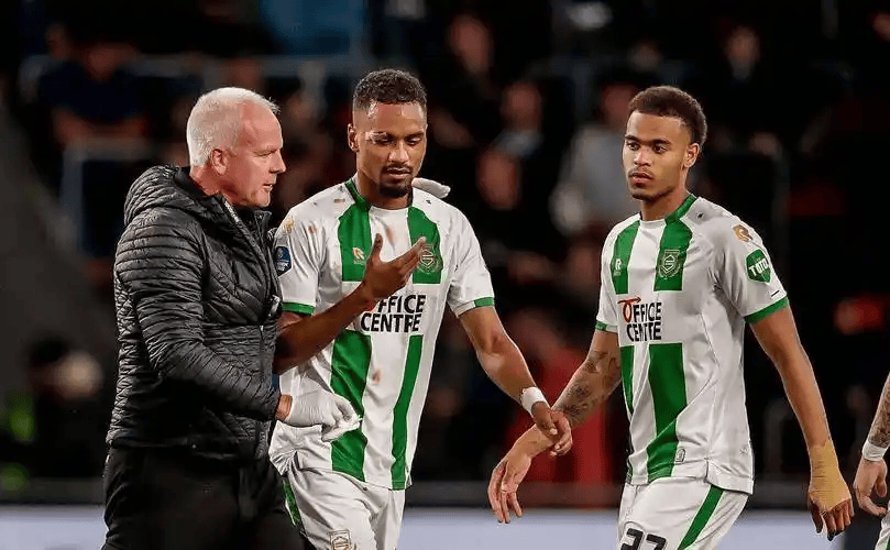 开云体育登录-荷甲今晚再迎强敌;迈阿密热火临场应变;主帅态度:态度坚定;临场指挥获称赞的简单介绍